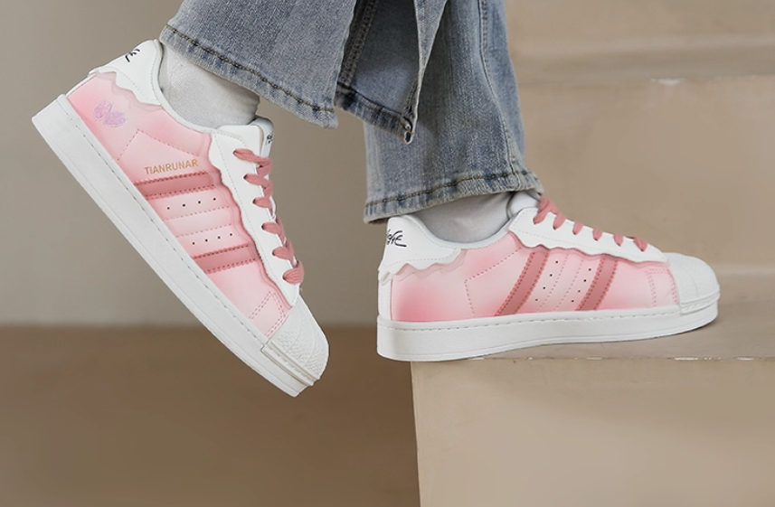 chic pink sneakers PL52522